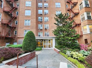 209-20 18th Ave #5E, Bayside, NY