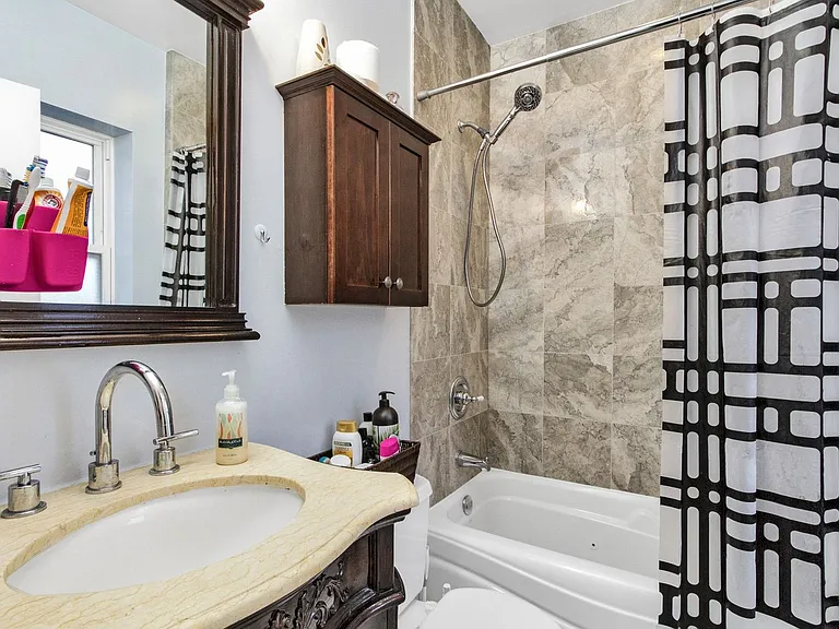 5726 N Mozart St #3B — Photo 12