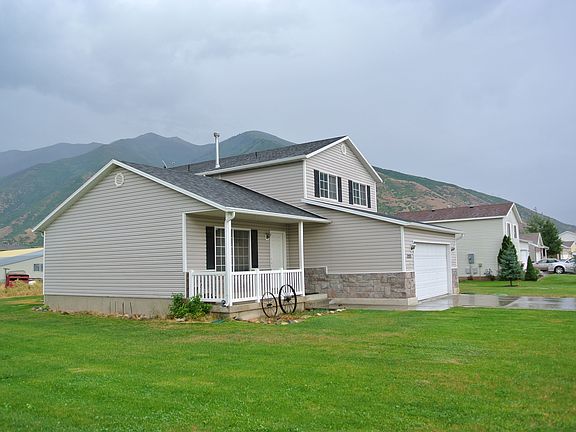 4th image of 1553 S Oakview Ln