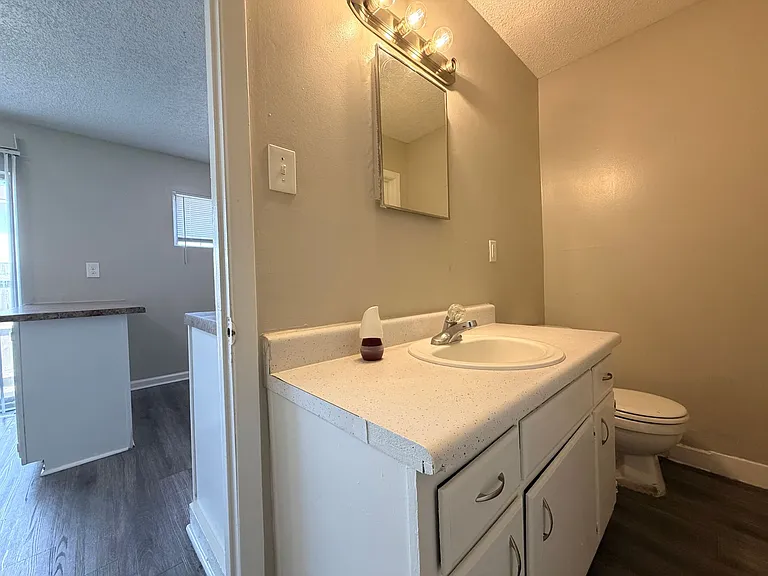 3450 Spottswood Ave — Photo 7