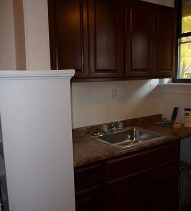 2nd image of 6366 N Hermitage Ave