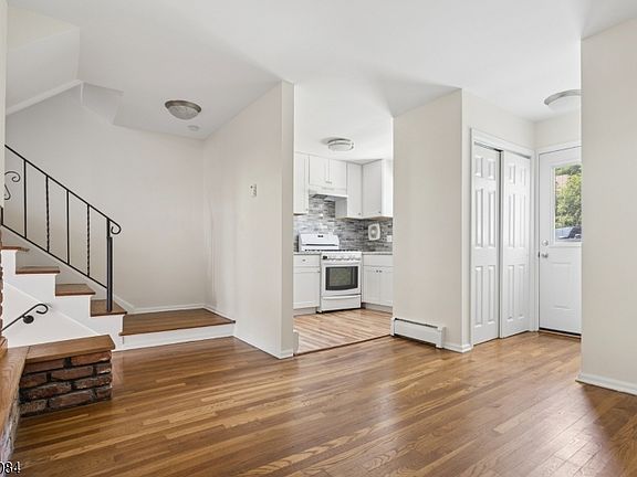 3rd image of 320 South St #16C
