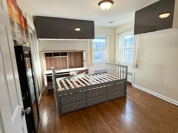 223 Day Avenue image 14 of 30