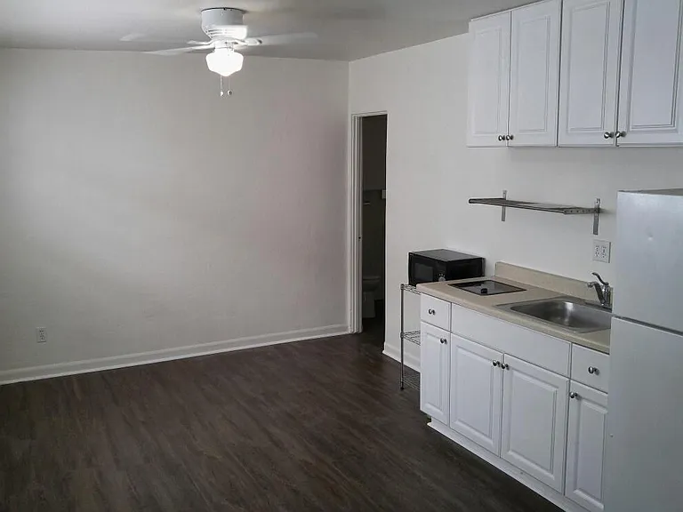 5042 W Point Loma Blvd #2 — Photo 4