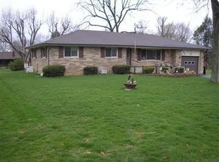 975 Whitestone Rd, Xenia, OH 45385