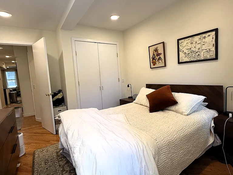 357 W 19th St #2E — Photo 12