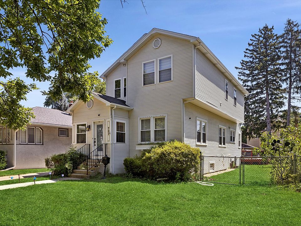 1st image of 721 N Brainard Ave