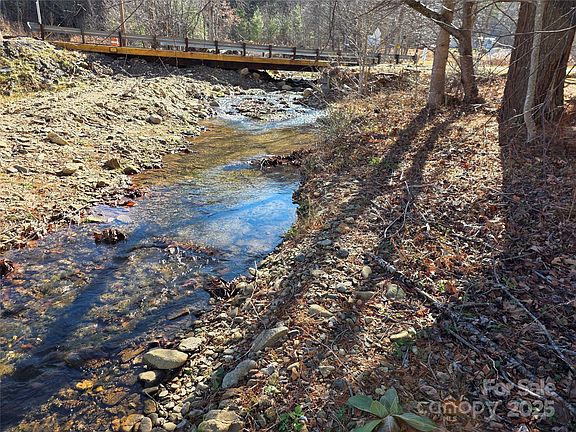 3rd image of 536 Hickory Springs Rd