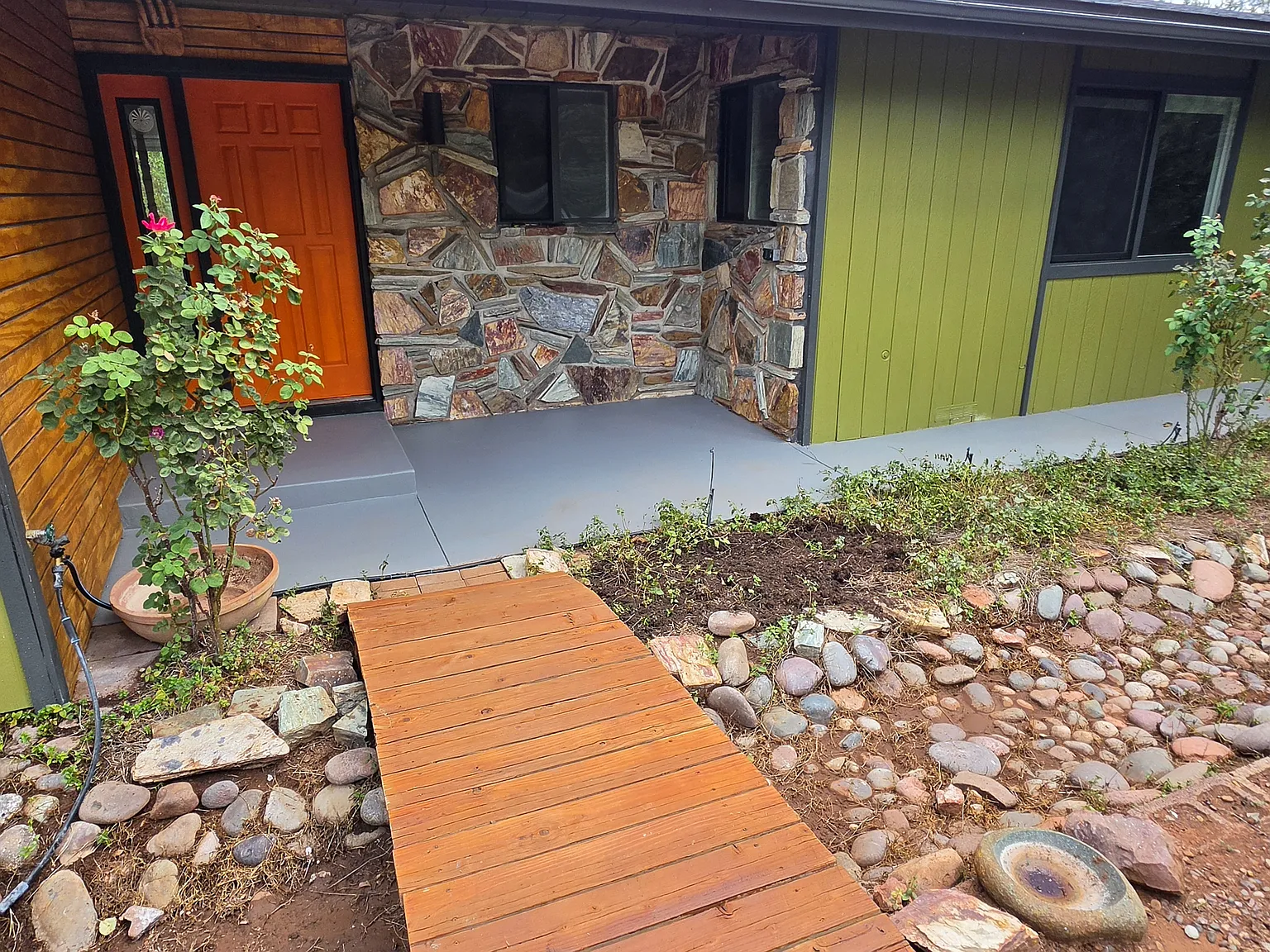 3 bed, 1450 sqft, $3,300 — Photo 4