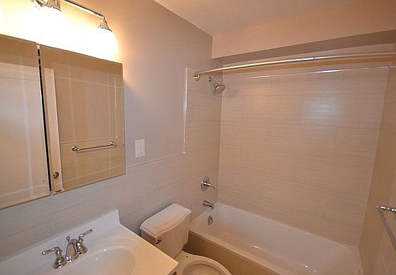 4th image of 123-20 82nd Ave #1103