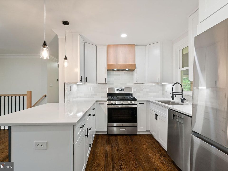 1st image of 3551 Forestdale Ave
