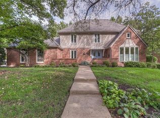 3016 W 84th Pl, Leawood, KS 66206