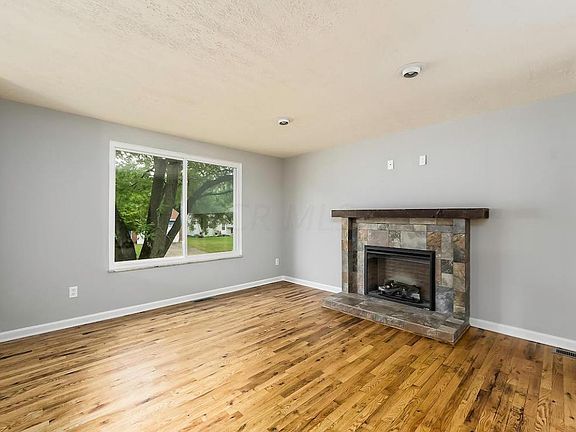 5th image of 727 Maclam Dr