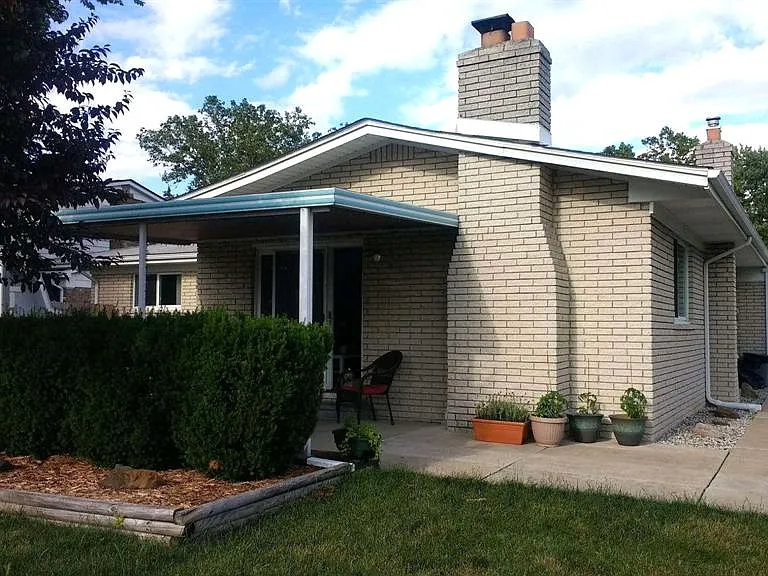 37515 Agar Dr — Photo 23