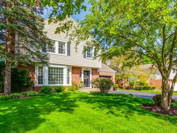 912 Oxford Rd, Deerfield, IL 60015
