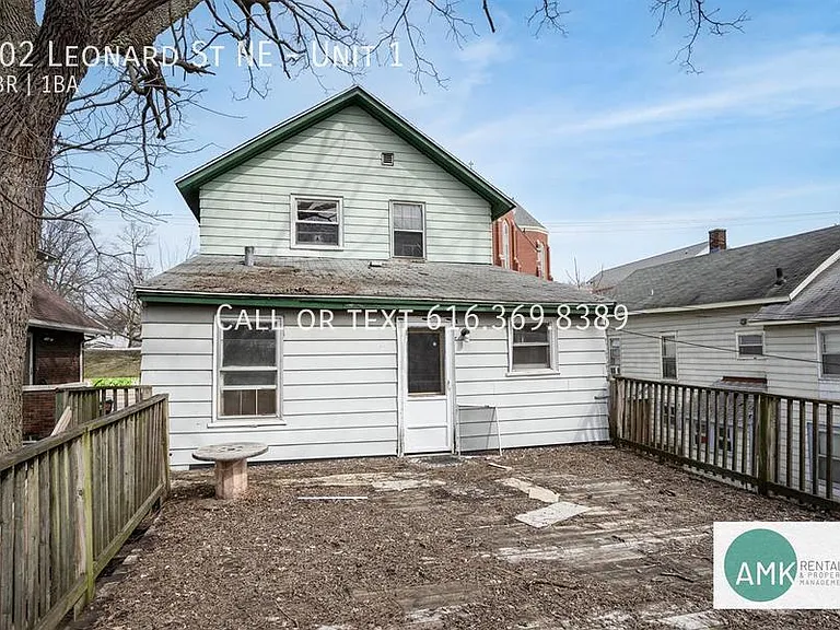 202 Leonard St NE #1 — Photo 13