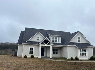 1072 Gray Girls Rd, Senoia, GA 30276