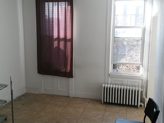 4th image of 3707 28th Ave