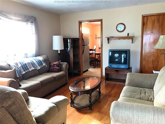 3rd image of 2035 McKinley Ave