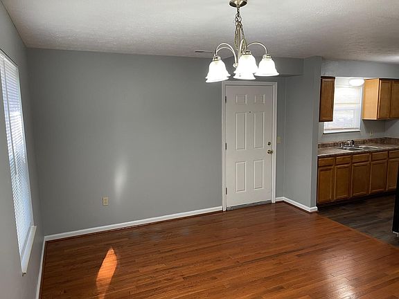 2nd image of 3633 Clarion Ave