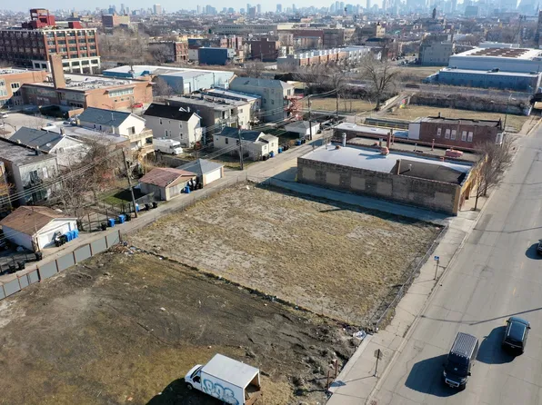 2650-2662 W Madison St, Chicago, IL 60612