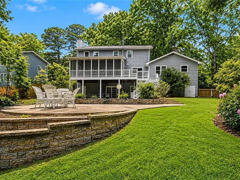 220 Indian Hills Ct — Photo 27