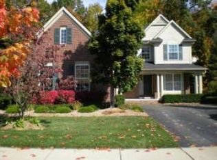 3085 Montclair Dr, Clarkston, MI 48348