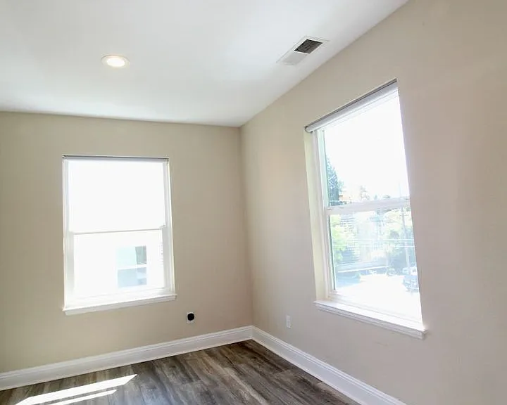 2543 Martin Luther King Jr Way #3 — Photo 3