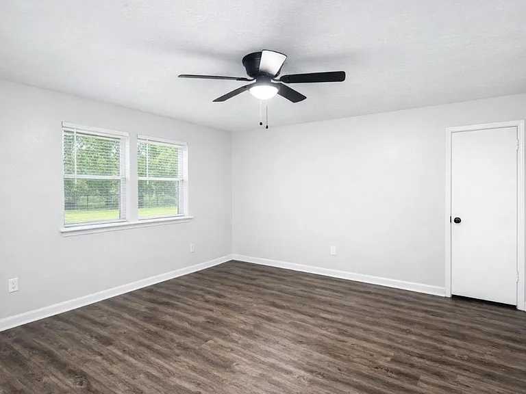 3699 Piney Point Rd — Photo 5