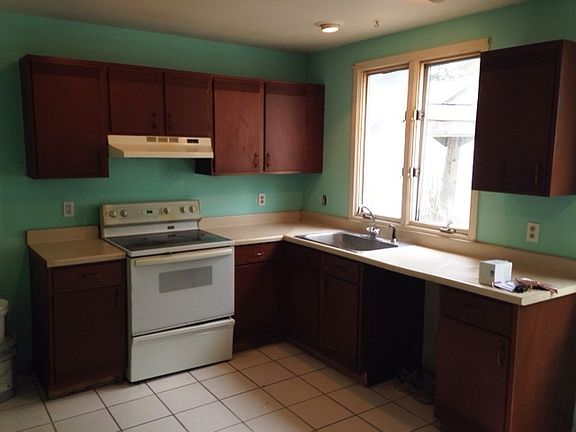 5th image of 118 S Josephine Ave