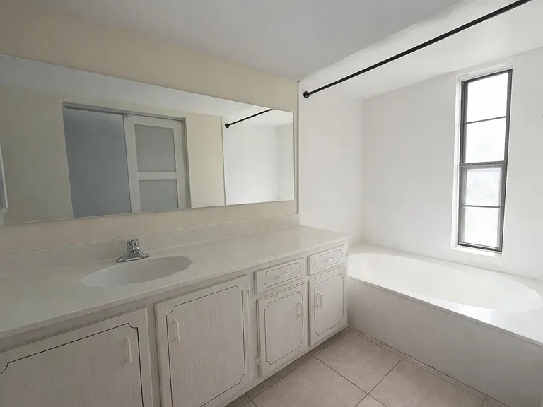 9440 SW 8th St #208 — Photo 23