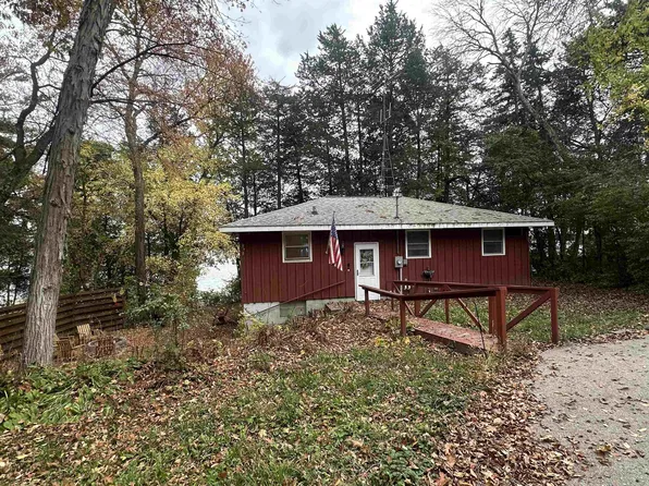 N3130 Susan Dr, Markesan, WI 53946