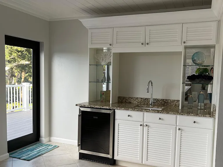 500 Periwinkle Way — Photo 13