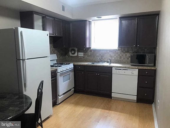 4th image of 6437 Palmetto St