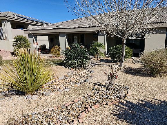 Full  rear patio