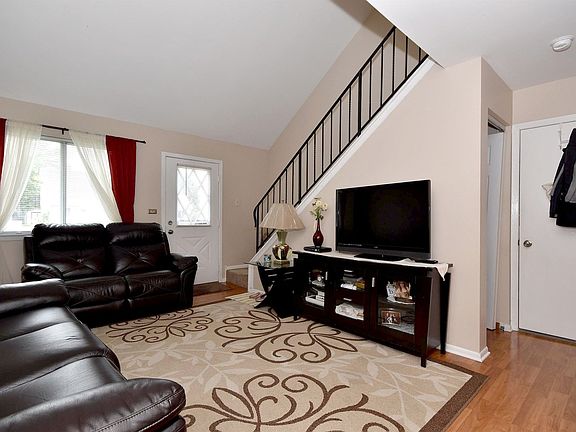 5th image of 1845 Whitney Dr