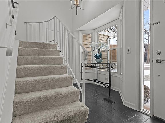 2nd image of 9 Harborside Dr