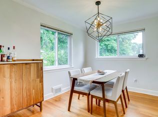 3335 Freedom Pl, Falls Church, VA 22041