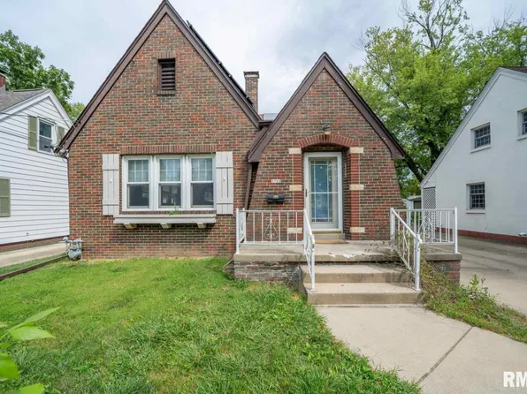 3504 N Peoria Ave, Peoria, IL 61603