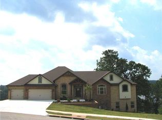 3605 Riverbend Rd, Bentonville, AR 72712