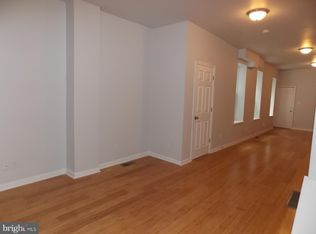 2417 Arlington St, Philadelphia, PA 19121