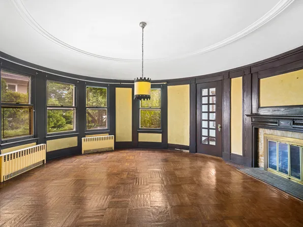 209 Argyle Road image 11 of 34