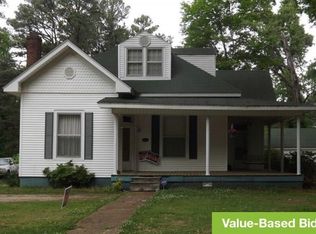 1052 Whitehaven Ln, Memphis, TN 38116