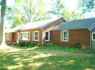 2515 Lafayette Ave, Columbus, IN 47201