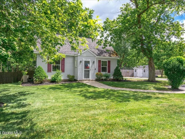 747 Plank Road, Clifton Park, NY 12065