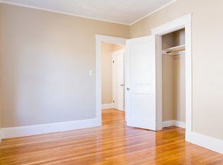 48 S Crescent Circuit #2, Boston, MA 02135