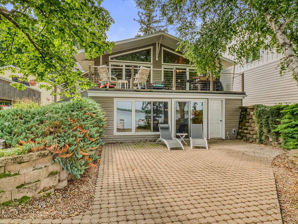 1st image of 672 S Shore Dr