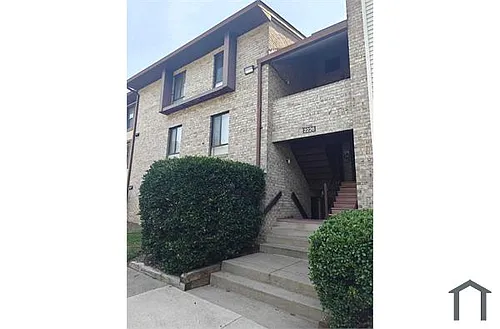 2226 Castle Rock Sq #11C Photo 1