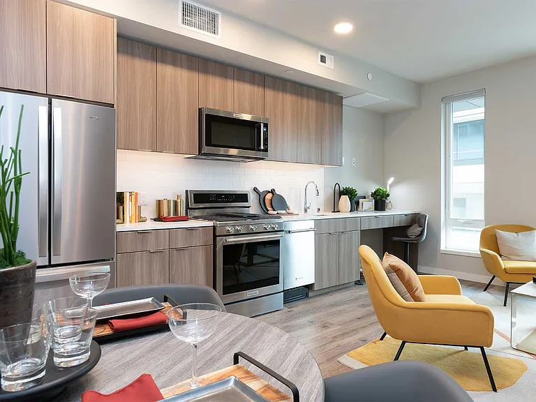 Residences at Lake Merritt — Photo 7