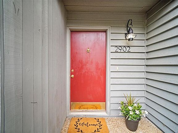 4th image of 2902 Woodbridge Crossing Dr #2902